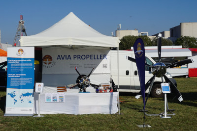 Picture of the Avia Propeller booth